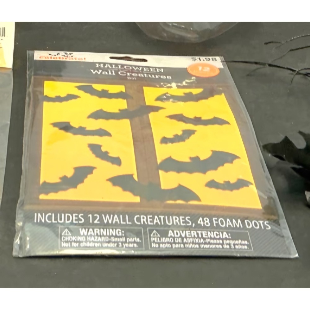 Way To Celebrate Halloween Wall Creatures 12 Bats & 48 Foam Dots Black Bats